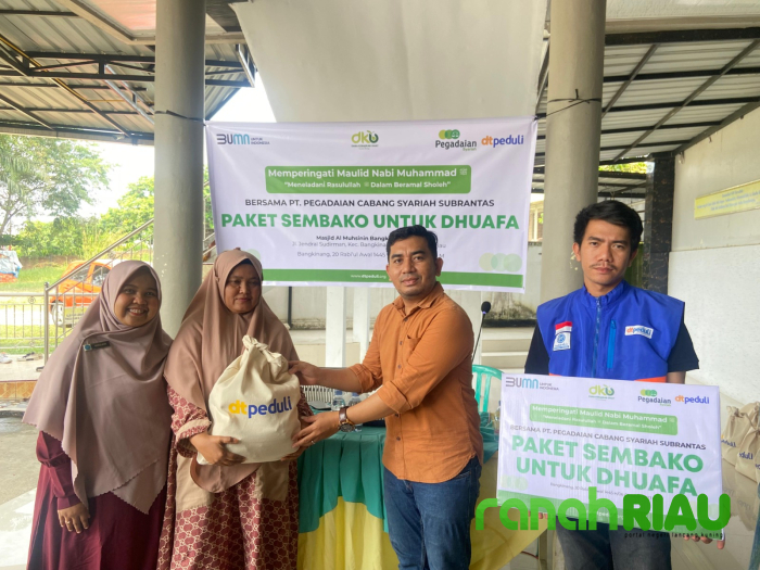 Pegadaian Cabang Syariah Subrantas salurkan Paket Sembako Dhuafa di Bangkinang 